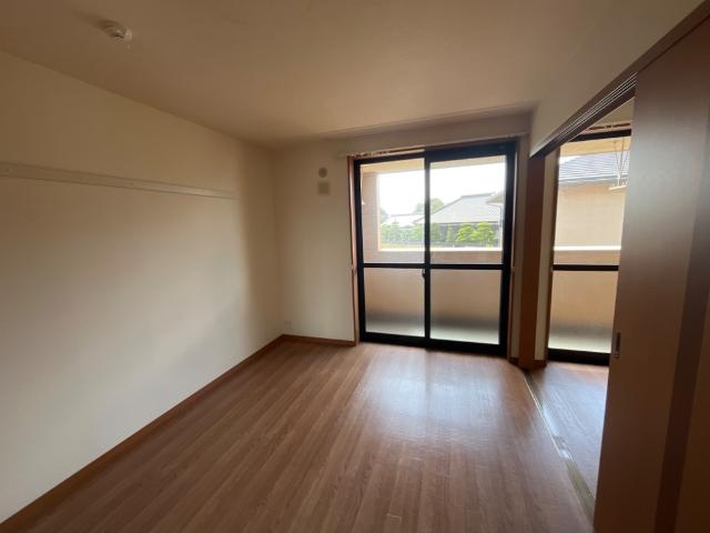 プレザンスの内装|南側洋室