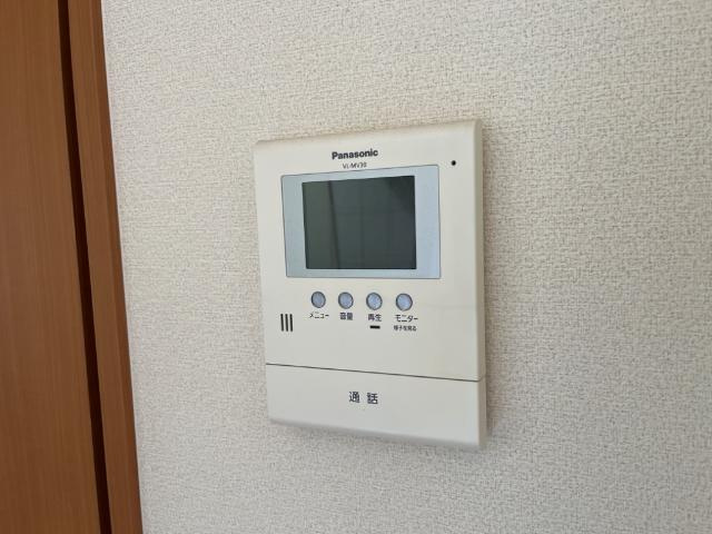プレザンスの内装|カメラ付インターホン