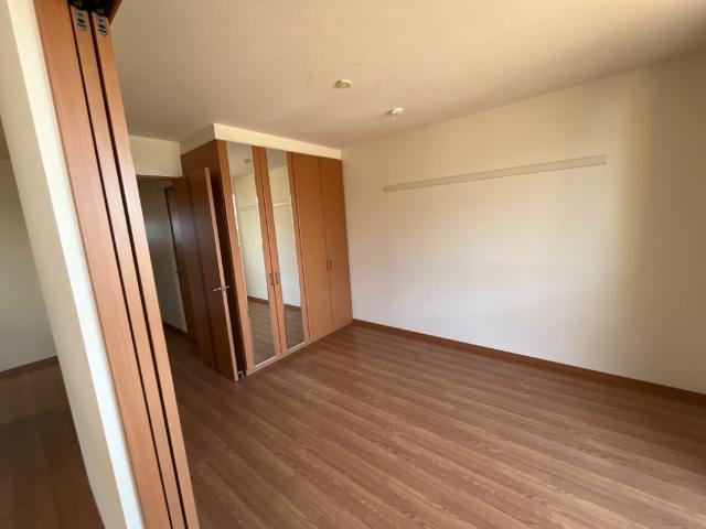 プレザンスの内装|南側洋室