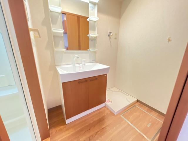 アクアマリンの洗面所|洗髪洗面化粧台