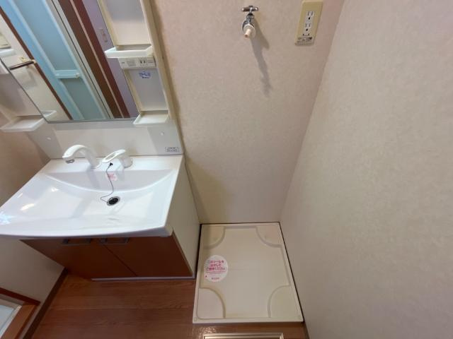 アクアマリンのその他|洗濯機置場