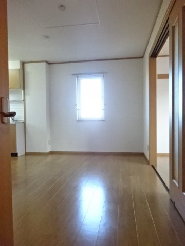 メゾン・ド・Ｙ．Ｎ．Ｉ　Ⅰの居間・リビング|使いやすいリビングです