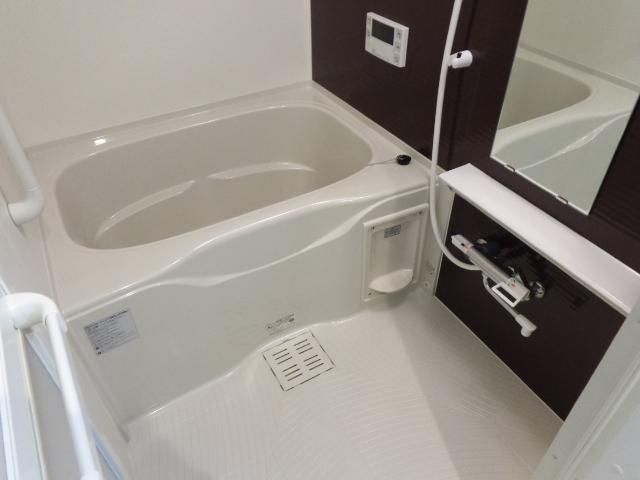 Ｗｅｓｔ　Ｖａｌｌｅｙ　ＭＯＴＯ　Ⅱの浴室|バス