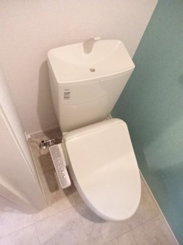 ロワゾーブルーＮのトイレ|清潔感のあるトイレです