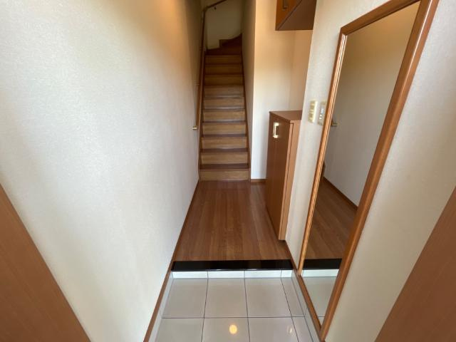 ＬＲ（エルアール）の玄関|玄関