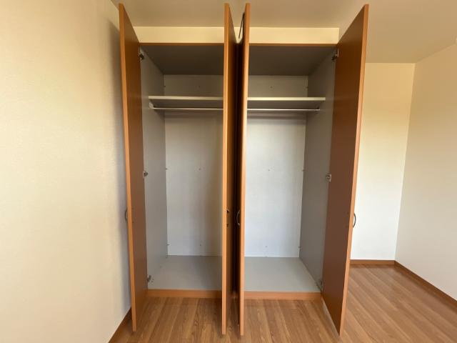 ＬＲ（エルアール）の収納|クローゼット