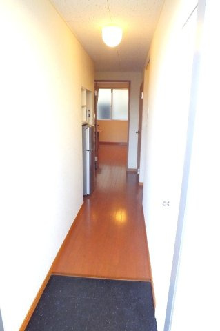 レオパレスソレーユの玄関|１階