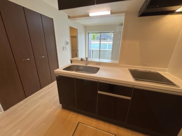 ロイヤルヒルズ（Royal　Hills）のキッチン|キッチン