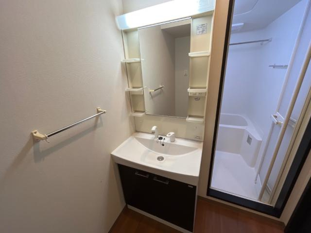 クレストールの洗面所|洗髪洗面化粧台