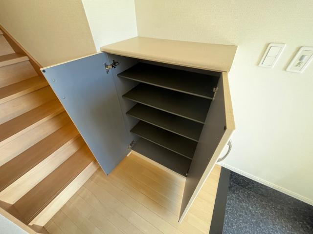 シンフォニーヒルズの収納|下駄箱