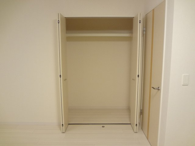 カーサ・アバンティーの収納|リビング収納