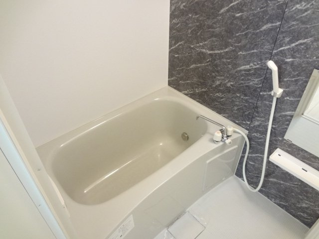 カーサ・アバンティーの浴室|バス