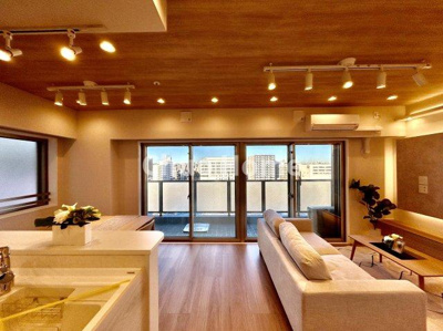 【居間・リビング】 | サングランデ桜橋 | 居間リビング