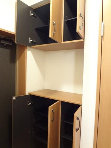 シャトレひだまりのその他|下足箱