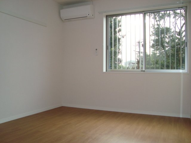 マイ　リバーサイドの内装|洋室