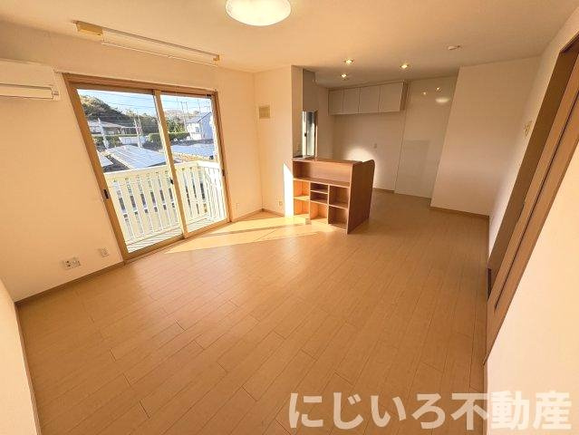 ディアコート弐番館Aの居間・リビング