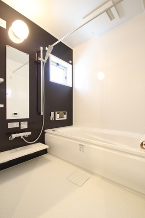 【浴室】 | 一坪風呂/追い焚き給湯・浴室換気乾燥機・浴室テレビ