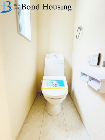 山陽藤江駅徒歩６分・前面道路広々１０ｍ・藤が丘　限定１棟のトイレ