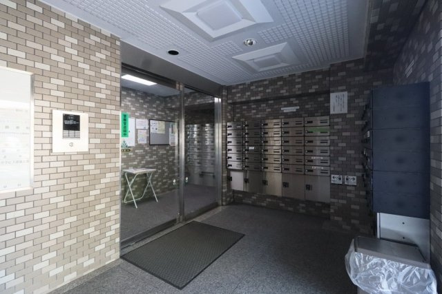 ヒルトップ横浜のエントランス