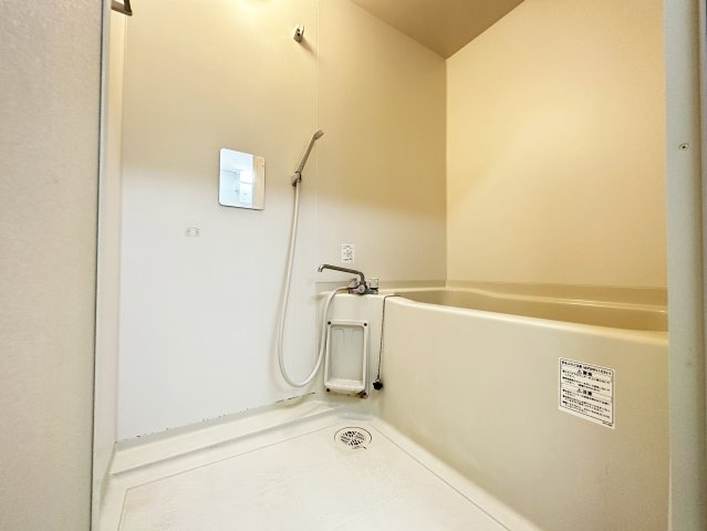 フィットハイム日の出の浴室