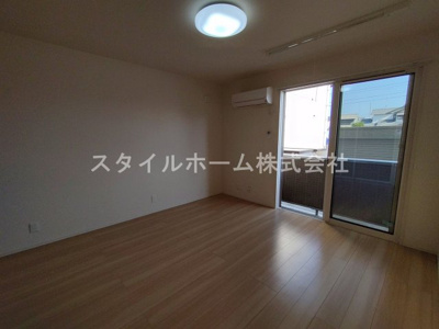 【居間・リビング】 | ファームヴィレッジ三番館 | イメージ写真です。