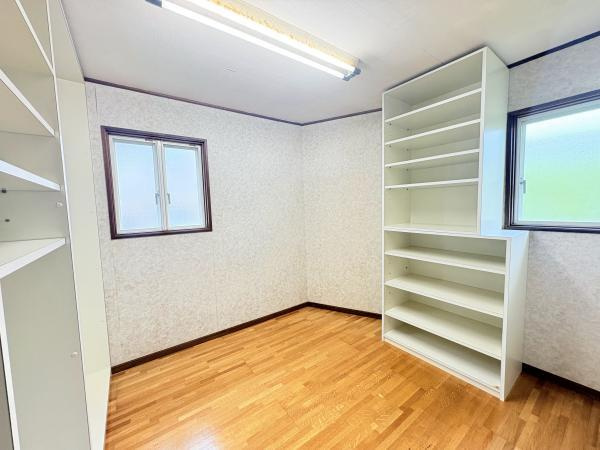 名古屋市緑区滝ノ水４丁目の中古一戸建の洋室|「リフォーム前」2階北側納戸… 