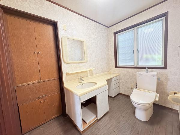 名古屋市緑区滝ノ水４丁目の中古一戸建のその他|「リフォーム前」1階洗面脱・… 