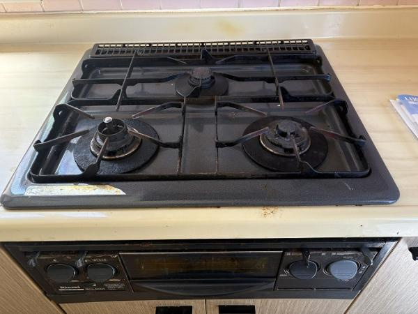 名古屋市名東区上菅２丁目の中古一戸建の駐車場|コンロ 