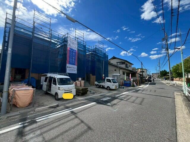 名古屋市名東区神月町の新築一戸建の前面道路含む現地写真| 