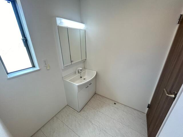 名古屋市守山区大字中志段味字曲畷の新築一戸建の独立洗面台|★志段味東小学校・志段味中学… 