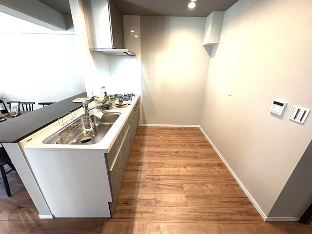 名古屋市千種区若水２丁目の中古マンションのキッチン|カウンターキッチン内（食洗器… 