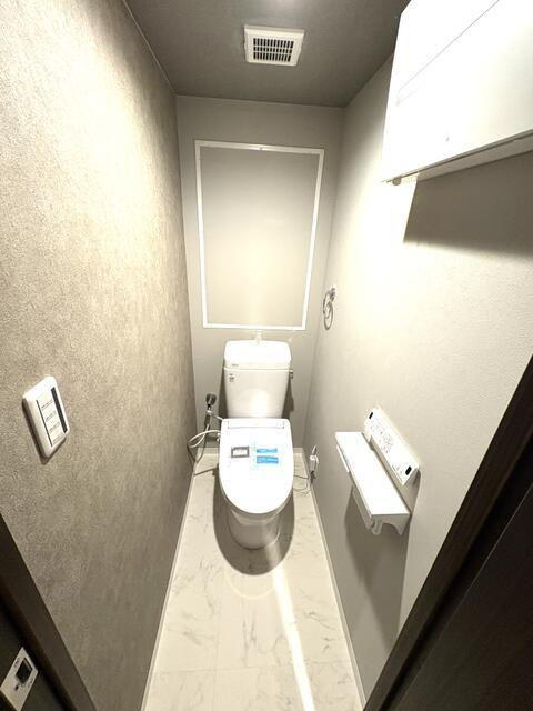 名古屋市千種区若水２丁目の中古マンションのトイレ|温水洗浄便座 