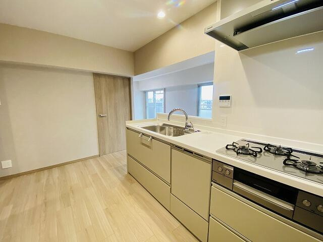 名古屋市港区七番町２丁目の中古マンションのキッチン| 