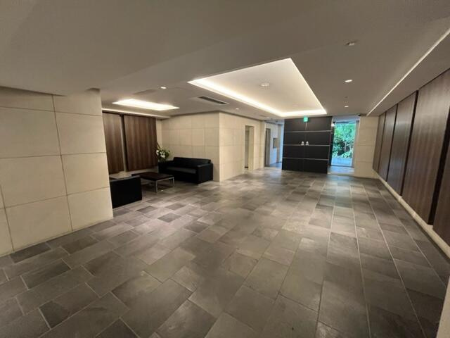 名古屋市瑞穂区田辺通２丁目の中古マンションのエントランス| 