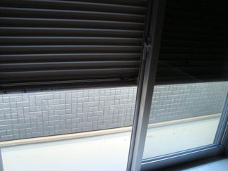 【バルコニー】 | コモド　ピノ　Ⅳ | シャッター付雨戸