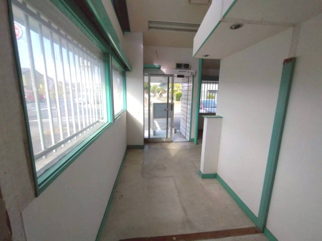 東洋町2-13北側テナントの内装