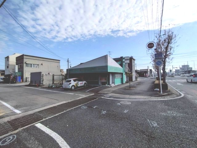 東洋町2-13北側テナントの周辺