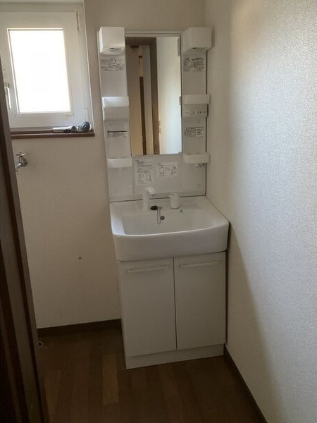 アンソレイエIIの洗面所