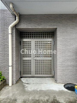 【駐輪場】 | アスコットパーク住吉クラリス | 【自転車置き場】最新の空き状況や費用などの詳細は担当スタッフまでお問い合わせください。