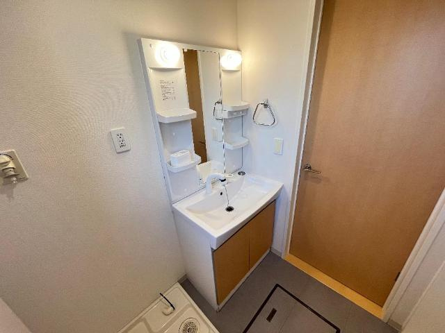 エスペランス２１の洗面所|洗髪洗面化粧台