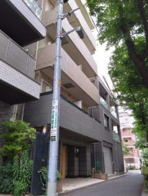 【外観】 | スカイコートヌーベル中村橋 | 鉄筋コンクリート造のがっちりとした建物。