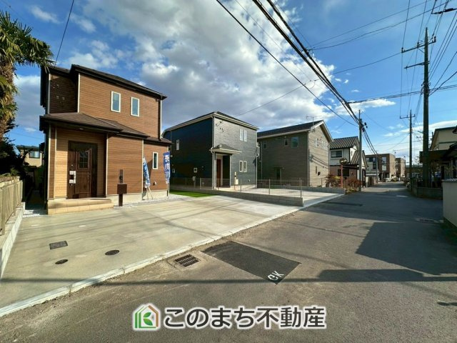 ハートフルタウン宇都宮市岩曽町1428番の前面道路含む現地写真|前面道路は広々としてます！運転が苦手な方でもお車の出し入れ簡単で安心です☆
