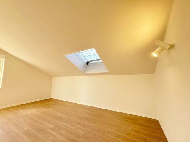 フローラ御影フラットの洋室