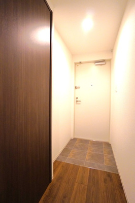 【玄関】 | ＣＲＥＡＴＩＦ池袋本町 | ※写真は同タイプ住戸です。