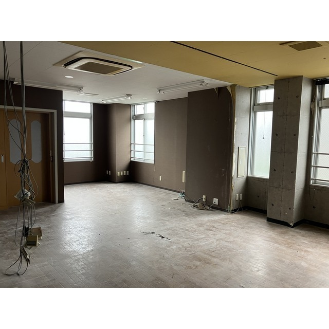 東大宮西口ビルの居間・リビング|ゆったりとした居間です