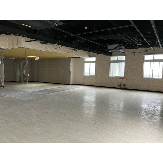 東大宮西口ビルの居間・リビング|ゆったり過ごせる居間です