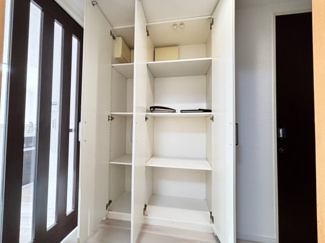 【収納】 | レクセル稲毛パークス | 収納スペースもたっぷり確保され、すっきり暮らせます。