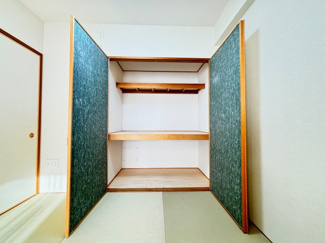 【収納】 | レクセル稲毛パークス | 押入れ付きで収納力も確保した便利な一室。