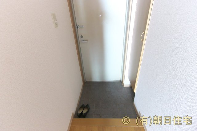 ドミール悠の玄関