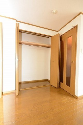 リブェール嵐山の収納